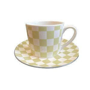 Large Fiorella Coffee mug and matching plate Checkered